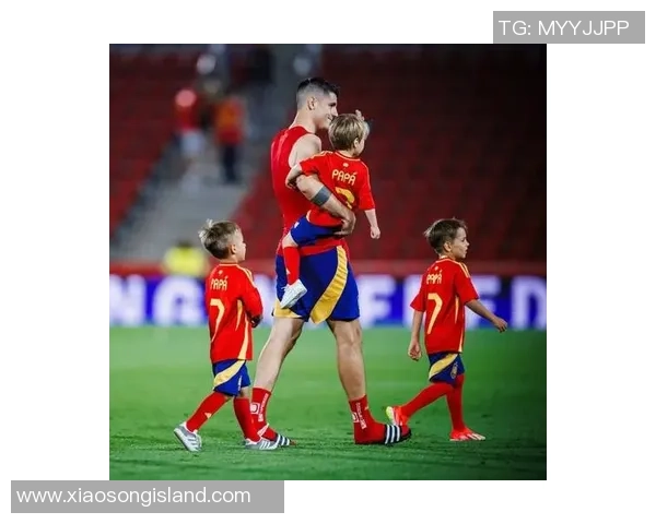 意大利最美足球球星颜值与球技并存的绿茵传奇人物